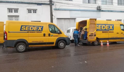 Correios alertam sobre golpe cobrando taxa para retirar encomenda