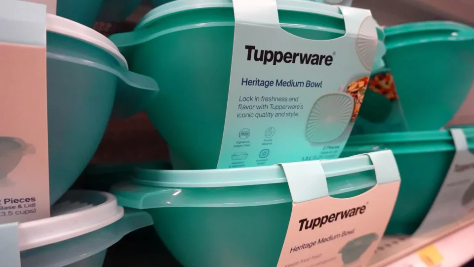 Empresa que fabrica Tupperware pretende pedir falência esta semana