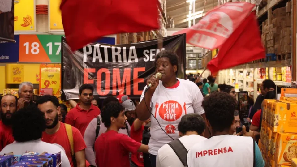 Movimento ocupa mercados em todo o país contra a fome