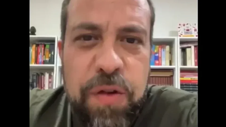 Ideia é divulgar a mentira para tentar criar impacto eleitoral, diz Boulos sobre Marçal