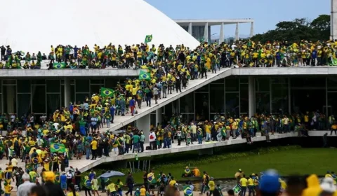 8/1: NÃO ESQUECEREMOS