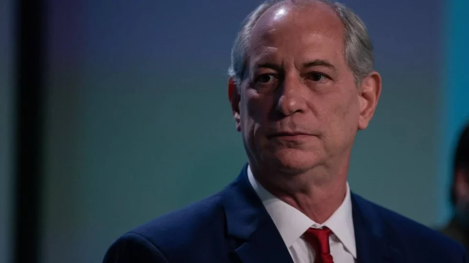 Sem apoio de Ciro ao PT, 2º turno tem racha no PDT em Fortaleza