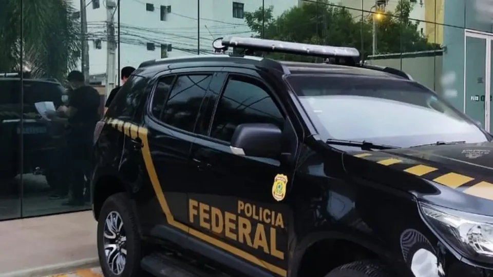 PF realiza operação contra operadores financeiros de organizações criminosas