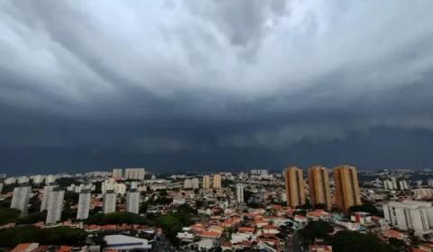 Temporal atingiu 17 linhas de alta tensão, e Enel não dá prazo para retomar energia em SP