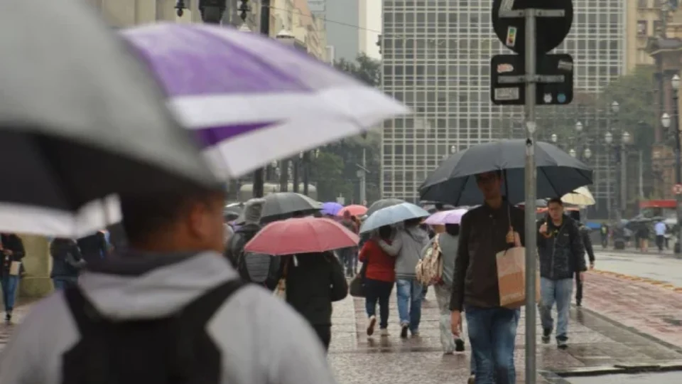 Brasil terá maior volume de chuva em seis meses nos próximos dias; veja previsão