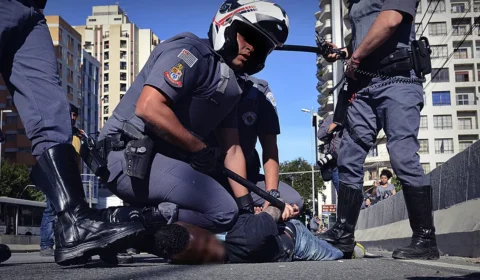 Mortes pela polícia de SP sob Tarcísio crescem 78% em 2024; 2 de cada 3 vítimas são negras