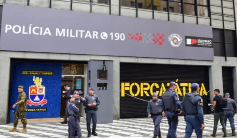 Imóveis ocupados no centro de SP são alvos de ações da Polícia Militar