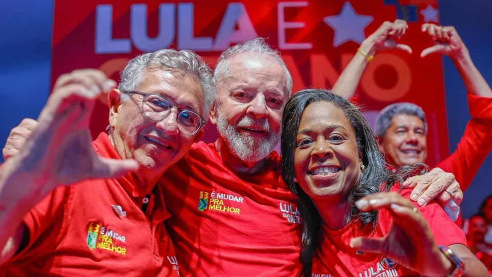 Lula diz que Bolsonaro inventou ser evangélico e que Jesus era de esquerda