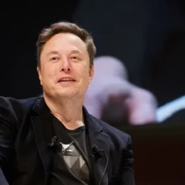 Musk promete sortear US$ 1 milhão para eleitores de Trump