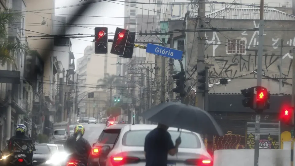 Finados terá risco de chuva forte no Sul, Centro-Oeste, Sudeste e Norte