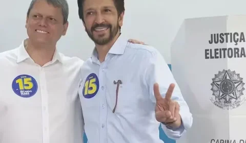 Campanha de Boulos pede inelegibilidade de Tarcísio e cassação de Nunes por referência ao PCC