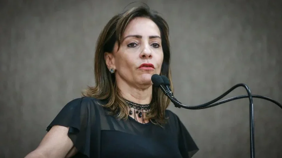 Emília Corrêa (PL) é eleita prefeita de Aracaju