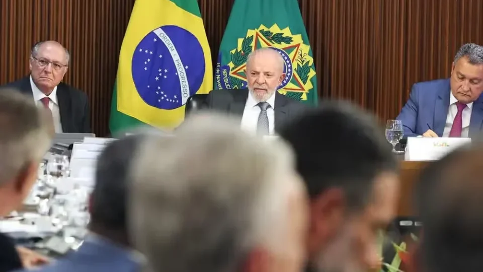 Caiado critica PEC da segurança e Lula ironiza: ‘único estado sem problema’