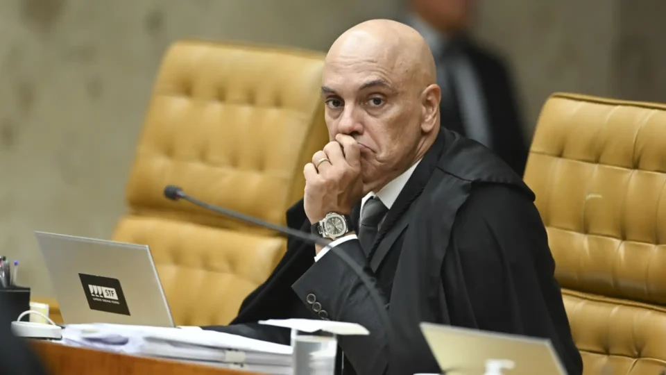 Destino da multa de R$ 28,6 milhões do X será definido por Moraes