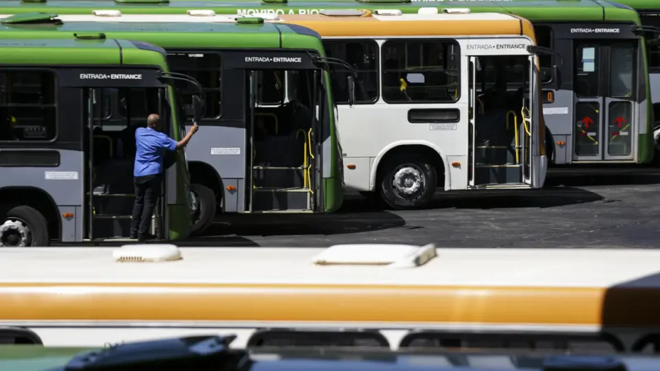 Ao menos 19 capitais terão passe livre no dia da votação; saiba quais