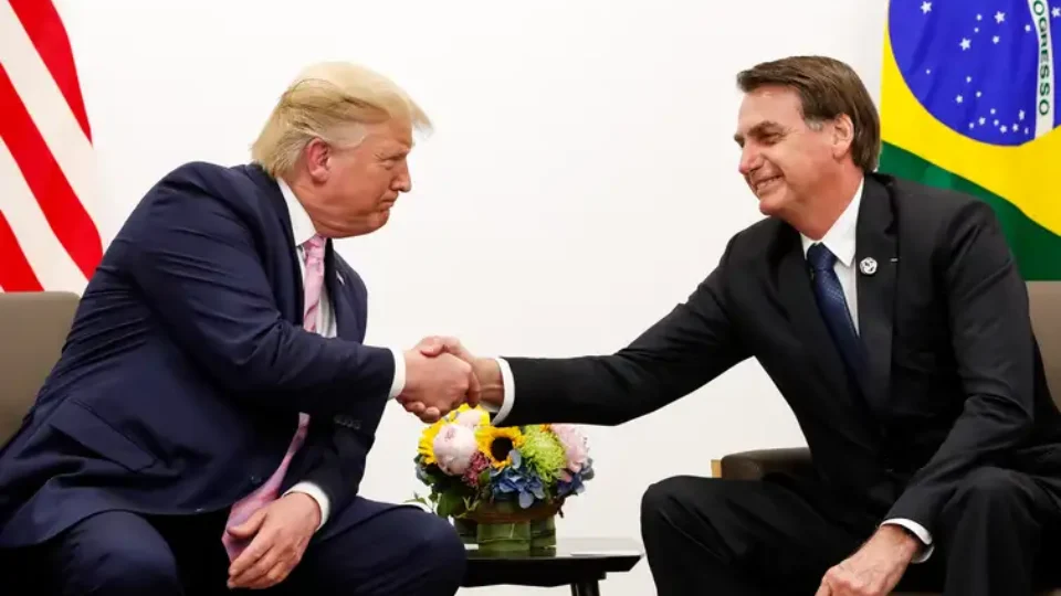 Direita brasileira comemora vitória de Trump e vê fortalecimento do bolsonarismo