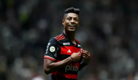 Em jogo investigado pela PF, árbitro relatou ofensa de Bruno Henrique; veja o lance