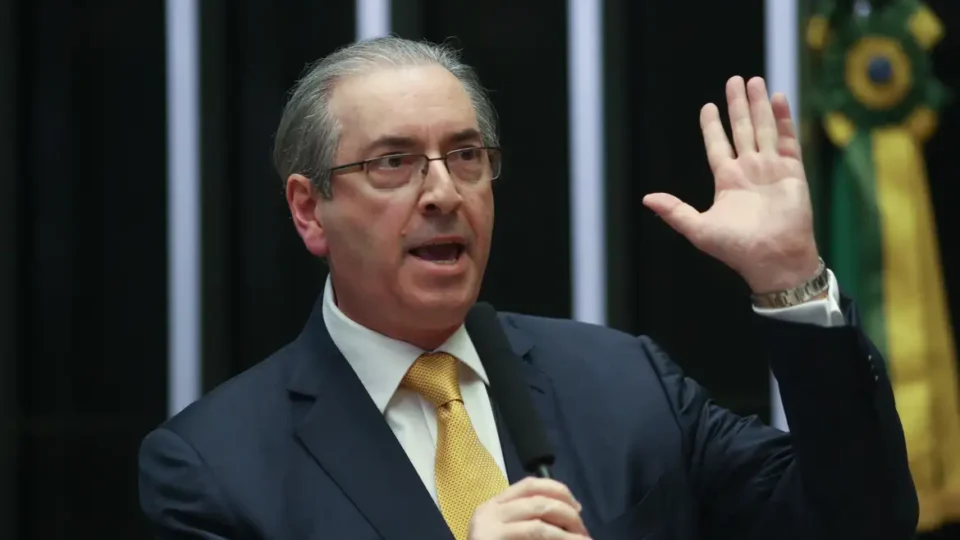 Gilmar Mendes decide que STF pode julgar Eduardo Cunha por corrupção