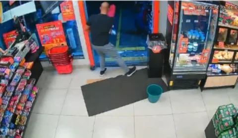 MP pede prisão de PM que executou homem negro pelas costas no OXXO em SP