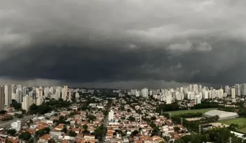 Chuva causa alagamentos em São Paulo; moradores ficaram ilhados