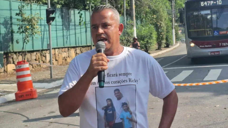 ‘Eu não sei mais o que é viver’: pai luta por justiça para filho morto pela polícia em Bauru