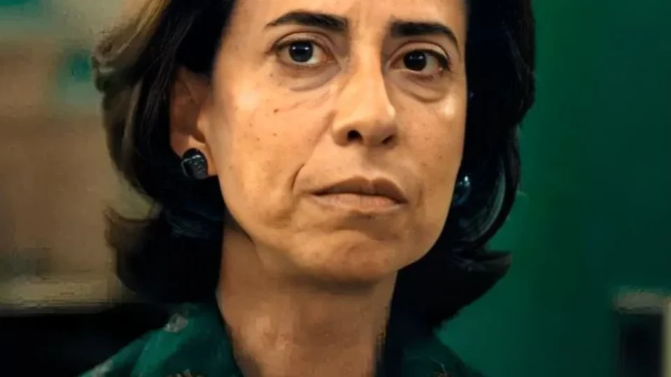 Fernanda Torres é indicada ao prêmio de Melhor Atriz no Globo de Ouro 2025