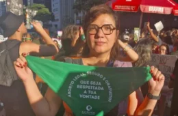 Justiça suspende resolução sobre aborto legal: ‘Mais um retrocesso’, diz feminista