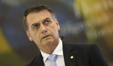 Bolsonaro cogita para governo do RJ nome inelegível de clã associado a fraude