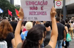 Educação sob ataque: mudanças de Paes sacrificam professores e ensino