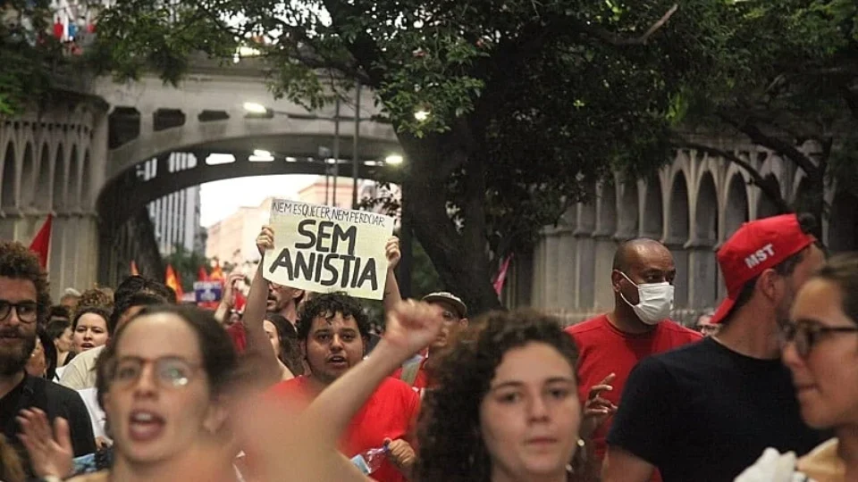 ‘Sem anistia para golpistas’: movimentos convocam atos para terça (10)