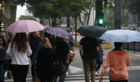 Inmet emite alerta de tempestade para sete estados hoje e amanhã