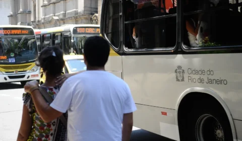 Reajustes nas passagens de ônibus devem impactar pouco a inflação em 2025