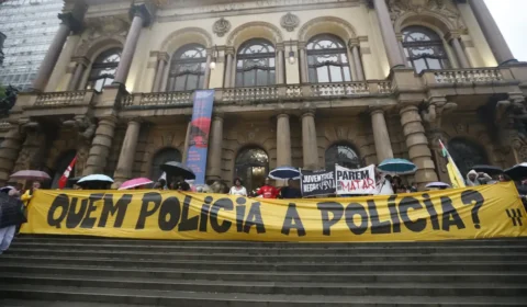 Ministério da Justiça regulamenta uso gradativo da força pela polícia