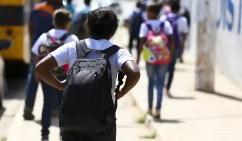 Escolas de São Paulo perderam 35% da carga horária de Ciências Humanas