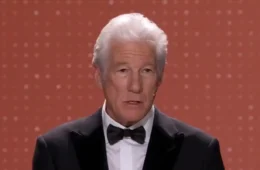 Richard Gere critica Trump ao receber prêmio na Espanha: ‘bandido’