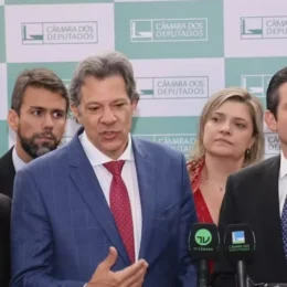 Previdência dos militares tem custo 18,6 vezes maior; Haddad desafia PL a aprovar proposta