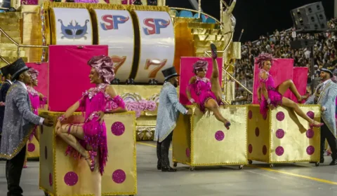Rosas de Ouro é campeã do carnaval de São Paulo em 2025; veja a classificação