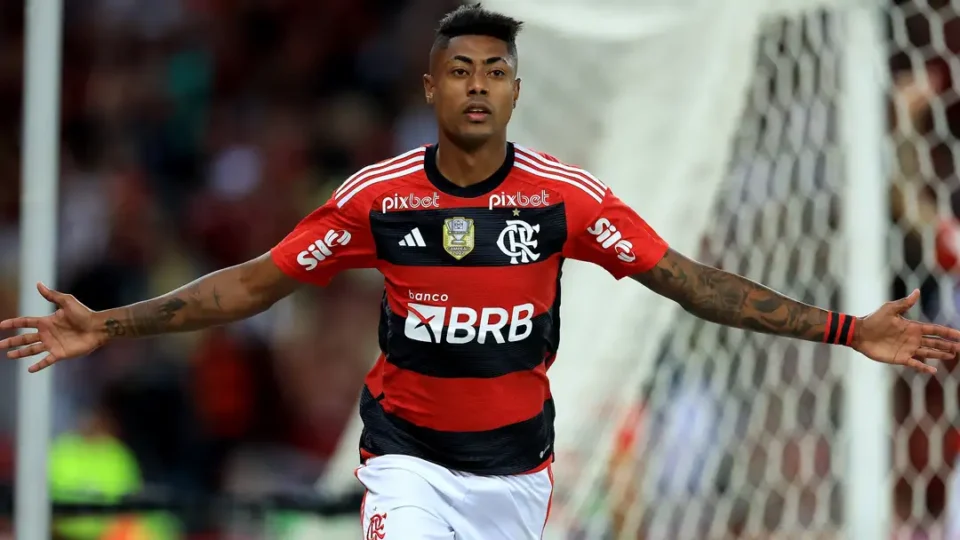 Bruno Henrique, do Flamengo, é indiciado pela PF por forçar cartão e beneficiar apostadores