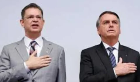 Após desgaste de Sóstenes Cavalcante, Bolsonaro assume articulação do PL da Anistia