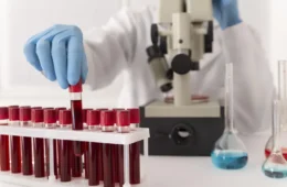 Parkinson: Pesquisa descobre meio de diagnosticar doença antes dos sintomas surgirem