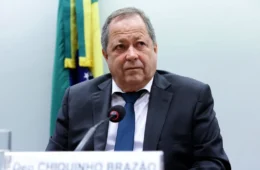 Câmara cassa Chiquinho Brazão, mas manobra mantém direitos políticos do deputado